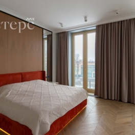 Продажа 3-комн квартиры на вторичном рынке Крестовский пр-кт,  д. 12