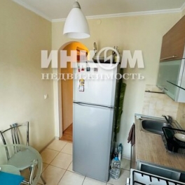 Продажа 2-комн квартиры на вторичном рынке Нагорная улица,  д. 39 к4