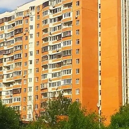 Продажа 2-комн квартиры на вторичном рынке ул Полярная,  д. 52,  к. 1