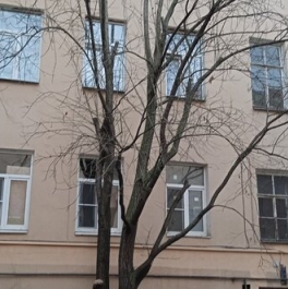 Продажа 4-комн квартиры на вторичном рынке линия 2-я В.О.,  д. 45