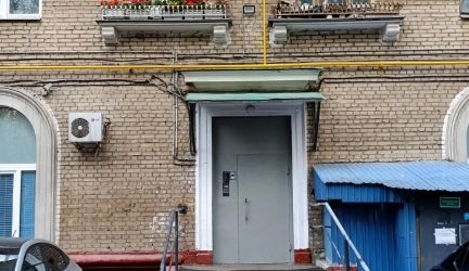 3-комн квартира улица Ватутина, 13К1