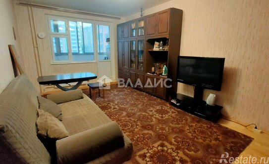 Продажа 2-комн квартиры на вторичном рынке Новорогожская улица,  д. 8