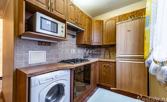 Продажа 2-комн квартиры на вторичном рынке Будапештская улица,  д. 101 к1