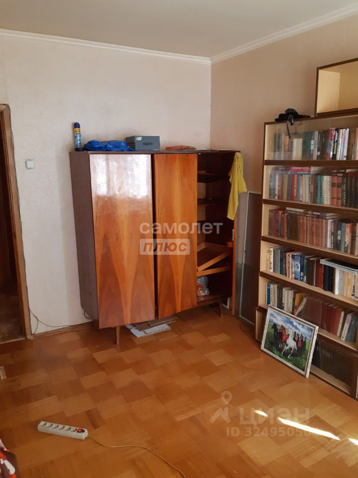 Продажа 2-комн квартиры на вторичном рынке Осенняя улица, 22