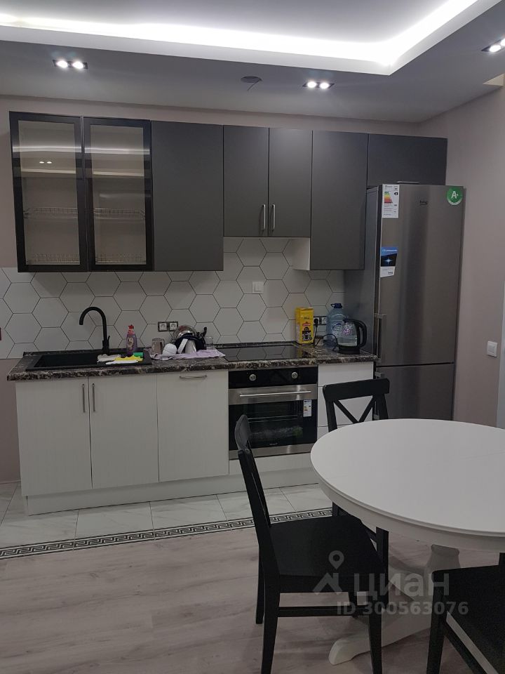 Аренда 2-комн квартиры на вторичном рынке Химки, 9 Мая улица, 21к2