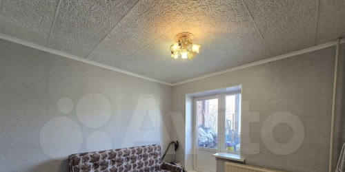 Комната Загребский б-р,  д. 7,  к. 3