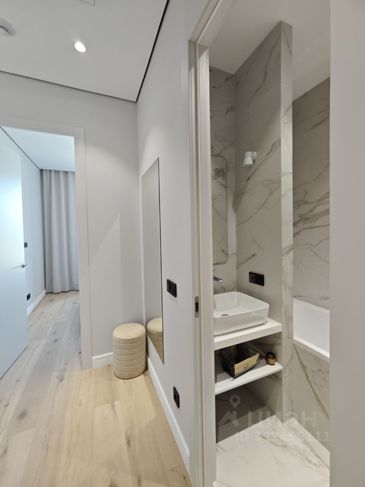 Продажа 1-комн квартиры на вторичном рынке площадь Курского Вокзала, 1