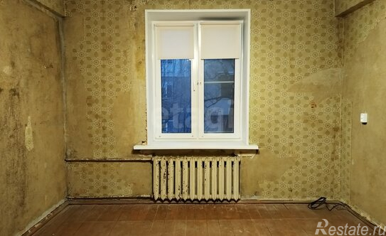 Продажа 2-комн квартиры на вторичном рынке Серпухов, улица Крупской,  д. 11/20