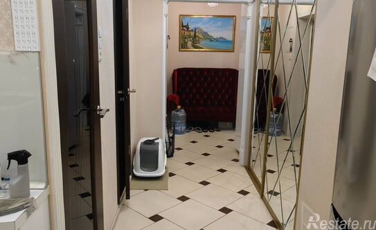 Продажа 2-комн квартиры на вторичном рынке улица Маршала Захарова,  д. 16 к3