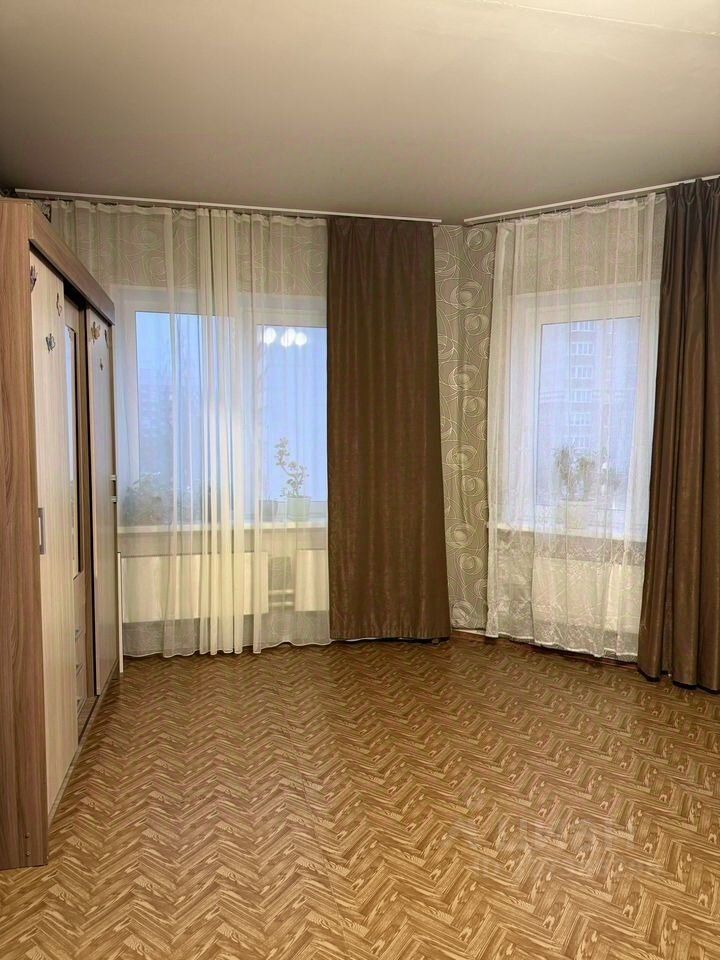Продажа 1-комн квартиры на вторичном рынке Сертолово, улица Ларина, 14