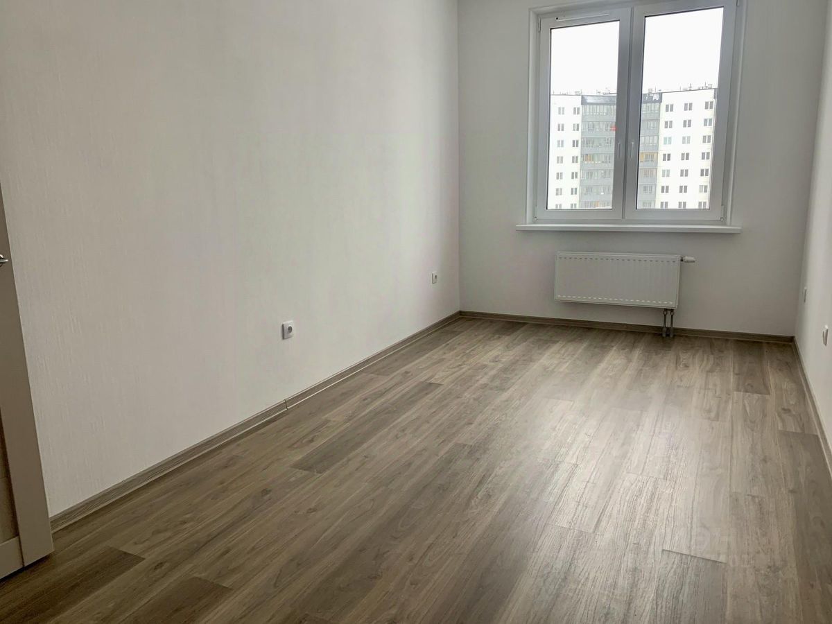 Продажа 1-комн квартиры на вторичном рынке пос. Новогорелово, улица Современников, 17к1