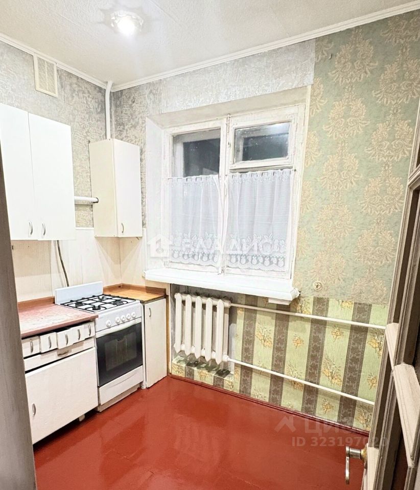 Продажа 2-комн квартиры на вторичном рынке Обухово пгт, шоссе Кудиновское, 5