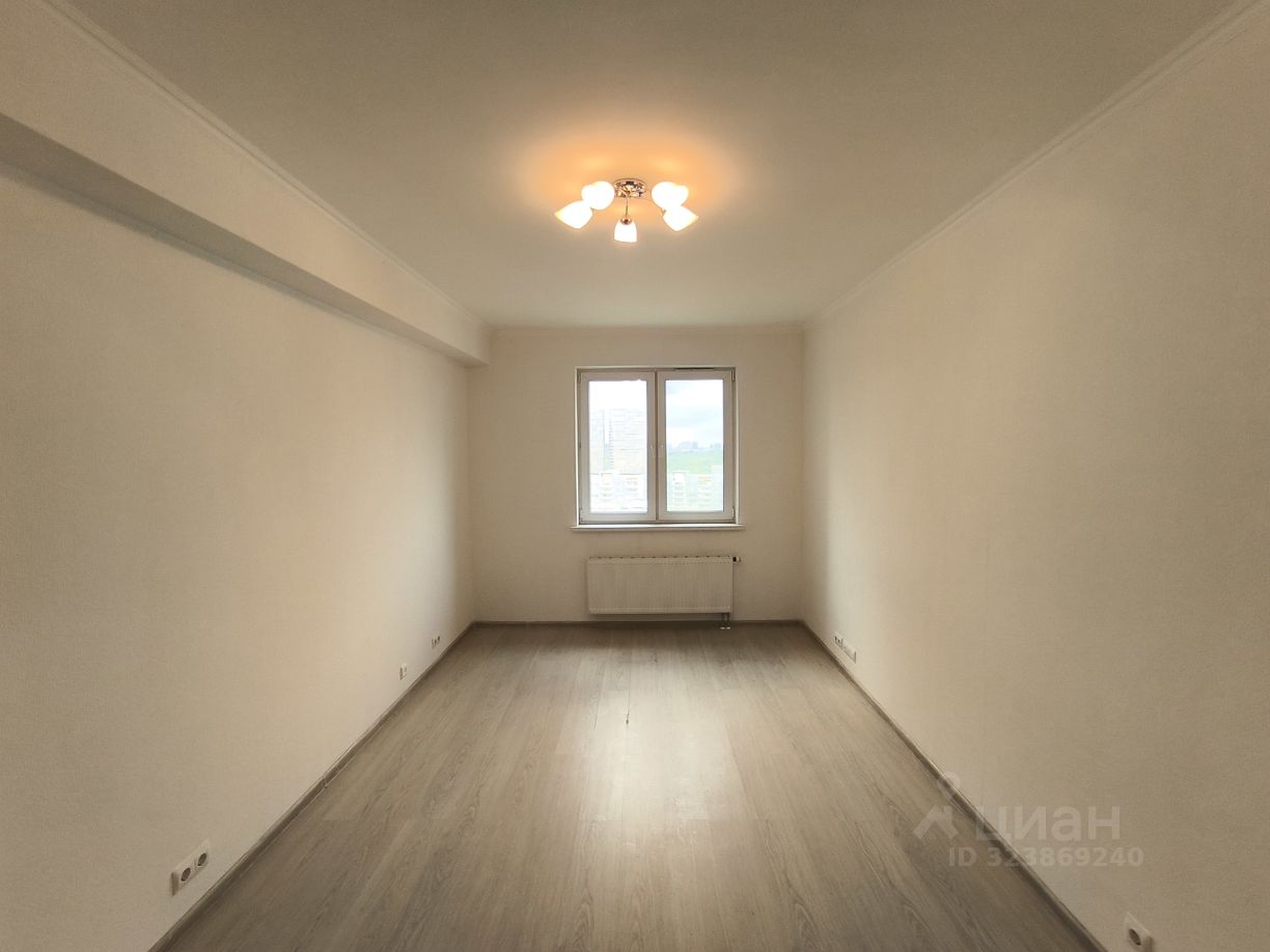 Продажа 2-комн квартиры на вторичном рынке улица Фонвизина, 7А