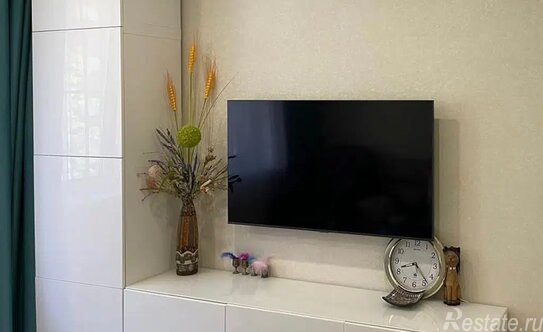 Продажа 1-комн квартиры на вторичном рынке Яхтенная ул,  д. 31