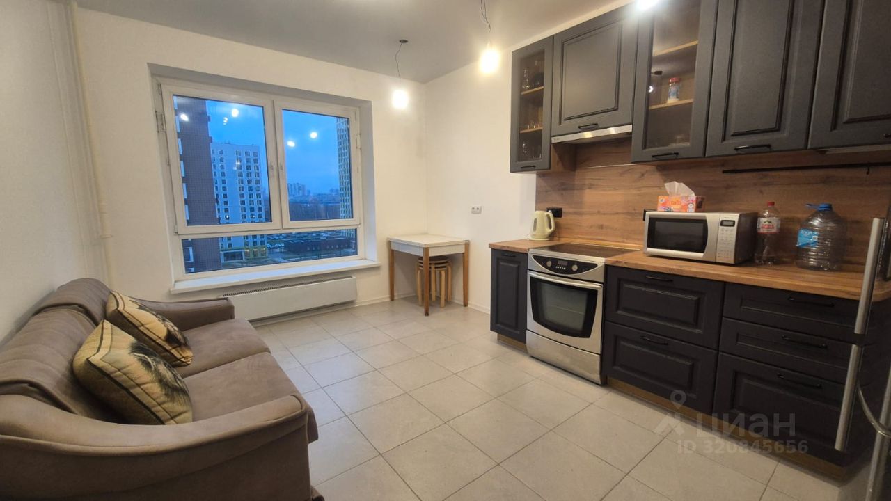 Продажа 4-комн квартиры на вторичном рынке Балашиха, улица Реутовская, 27