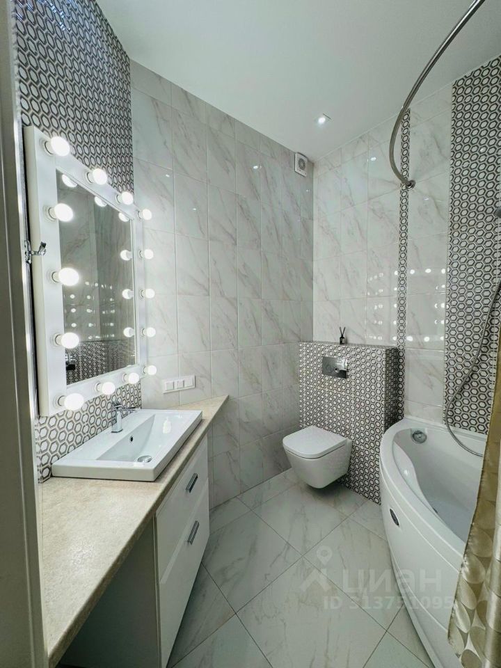 Продажа 3-комн квартиры на вторичном рынке 1/3 мкр, д. Солослово, 1