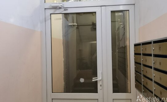 Продажа 2-комн квартиры на вторичном рынке улица Климашкина,  д. 20