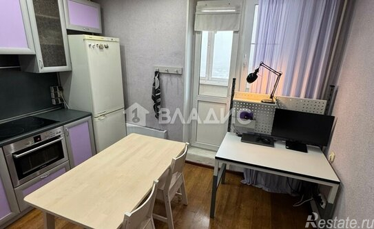 Продажа 1-комн квартиры на вторичном рынке Старобитцевская улица,  д. 17 к3