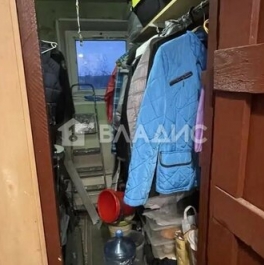 Продажа 4-комн квартиры на вторичном рынке улица Николая Старостина,  д. 7