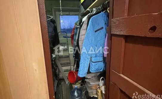 Продажа 4-комн квартиры на вторичном рынке улица Николая Старостина,  д. 7
