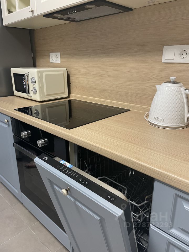 Аренда 1-комн квартиры на вторичном рынке Одинцово, улица Сколковская, 9Б