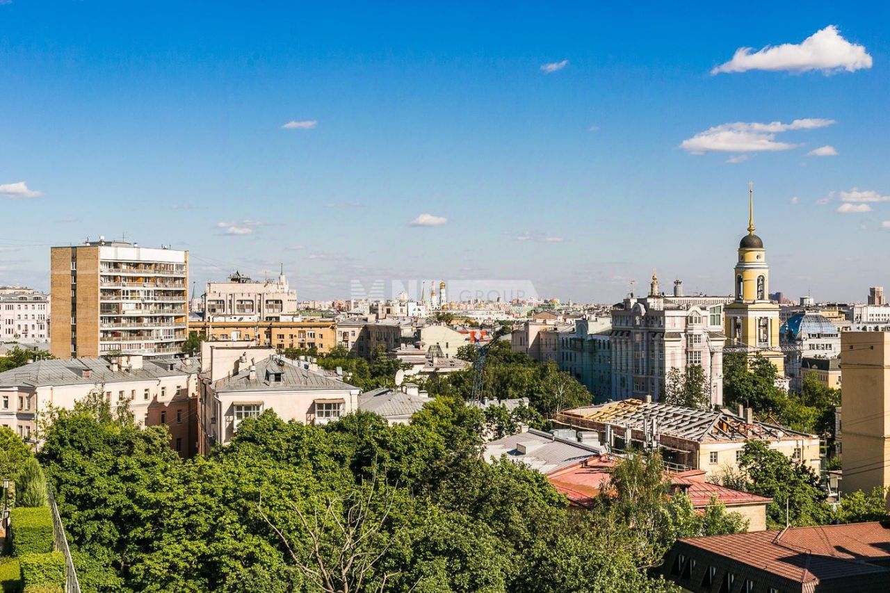 Продажа 6-комн квартиры на вторичном рынке Гранатный переулок, 8С4