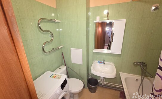 Продажа 1-комн квартиры на вторичном рынке Кировск, ул Набережная,  д. 19