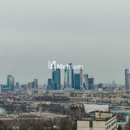 Продажа 4-комн квартиры на вторичном рынке Ленинский пр-кт,  д. 38А,  к. 3