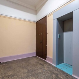 Продажа 3-комн квартиры на вторичном рынке Московский пр-кт,  д. 182