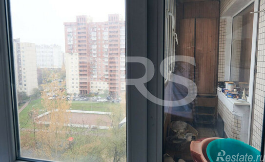Продажа 2-комн квартиры на вторичном рынке Моравский пер,  д. 3,  к. 1