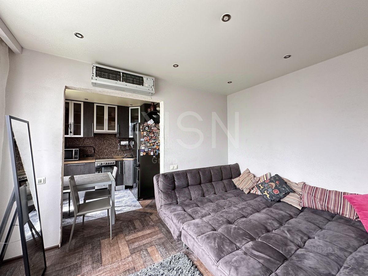 Продажа 2-комн квартиры на вторичном рынке Давыдковская улица, 10К5