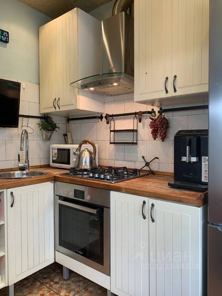 Продажа 1-комн квартиры на вторичном рынке проспект Непокоренных, 64