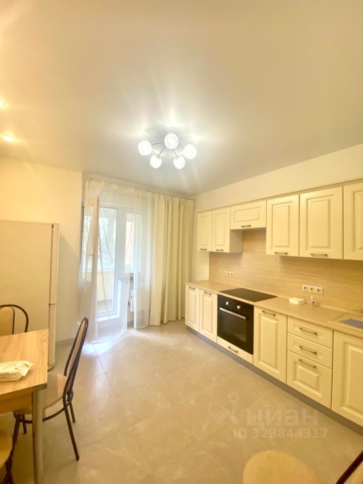 Аренда 2-комн квартиры на вторичном рынке Новоивановское пгт, шоссе Можайское, 50