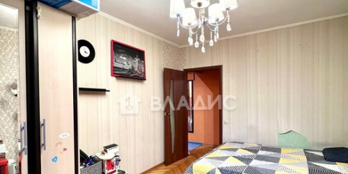 2-комн квартира ул Генерала Антонова,  д. 10