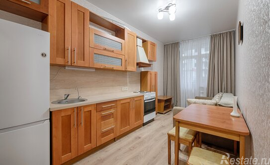 Продажа 1-комн квартиры на вторичном рынке Красногорск г, Ильинское-Усово п, Александра Невского пр-зд,  д. 8