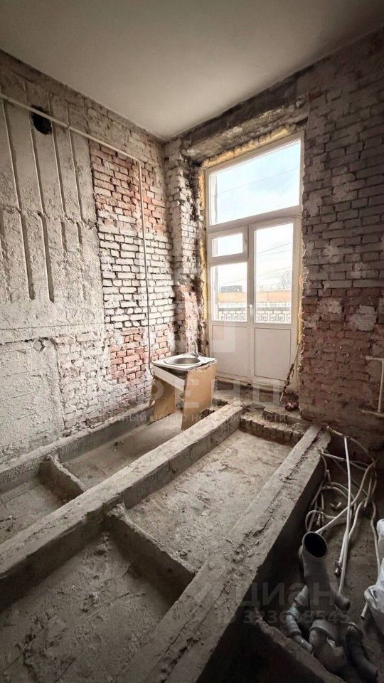 Продажа 2-комн квартиры на вторичном рынке проспект Стачек, 55