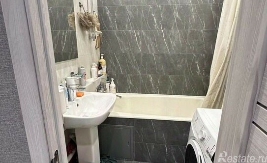 Продажа 2-комн квартиры на вторичном рынке Ленинский пр-кт,  д. 123 к1