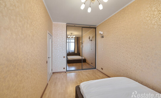 Продажа 2-комн квартиры на вторичном рынке ул Петрозаводская,  д. 15,  к. 5
