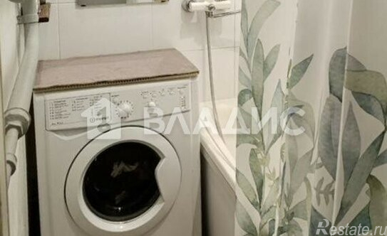 Продажа 2-комн квартиры на вторичном рынке ул Амундсена,  д. 11