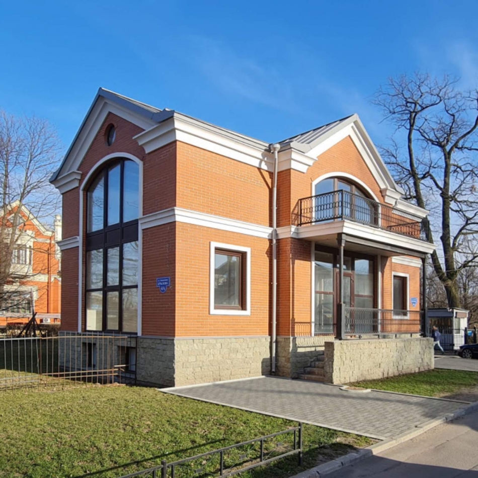 Аренда отдельного здания Академика Крылова улица,  д. 4,  к. а