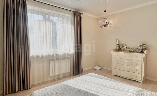 Продажа 2-комн квартиры на вторичном рынке Космонавтов пр-кт,  д. 61 к2