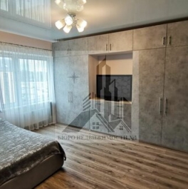 Продажа 3-комн квартиры на вторичном рынке Белградская улица,  д. 54 к1