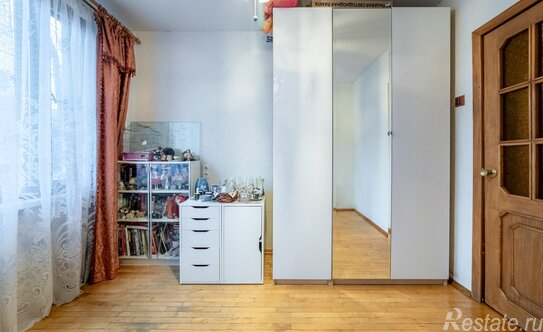 Продажа 2-комн квартиры на вторичном рынке Будапештская улица,  д. 66 к1