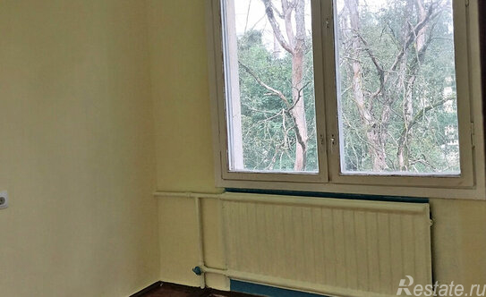 Продажа 4-комн квартиры на вторичном рынке ул Лётчика Пилютова,  д. 40,  к. 2