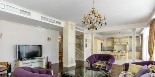 6-комн квартира улица Климашкина,  д. 17
