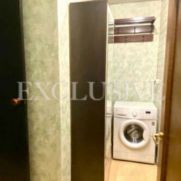 Продажа 1-комн квартиры на вторичном рынке улица Мусы Джалиля,  д. 27 к1