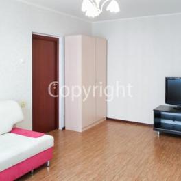 Продажа 1-комн квартиры на вторичном рынке улица Маршала Захарова,  д. 10 к2