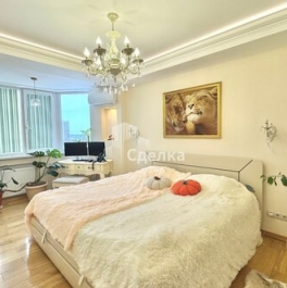 Продажа 3-комн квартиры на вторичном рынке Коломна, улица Девичье Поле,  д. 12 к2