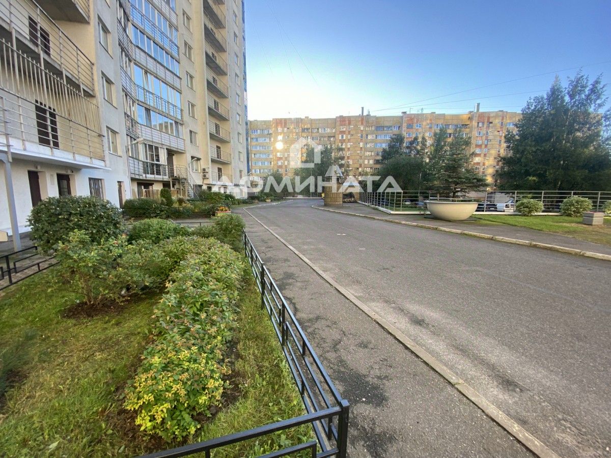 Продажа 2-комн квартиры на вторичном рынке проспект Большевиков, 47к1