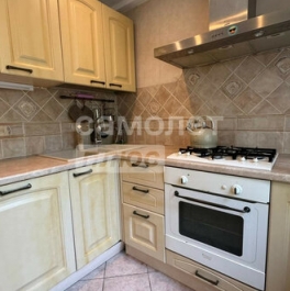 Продажа 2-комн квартиры на вторичном рынке ул Оптиков,  д. 47,  к. 1